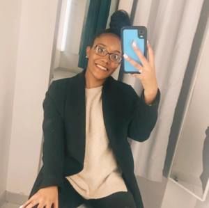 Meet your Posher, Jade